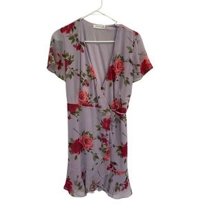 All In Favor flower wrap dress. Size: S